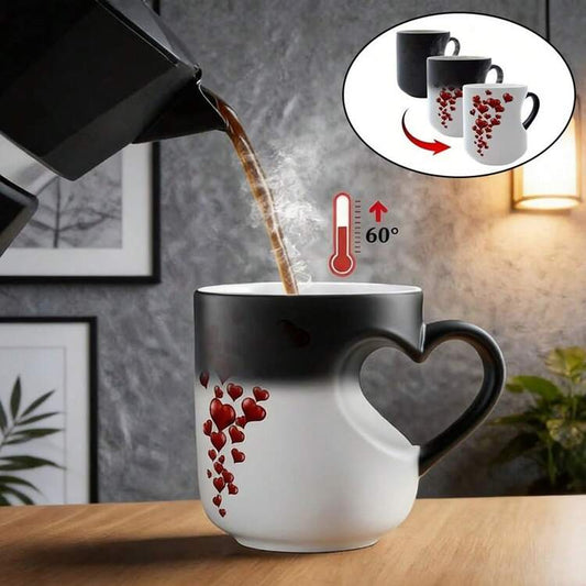 Taza con Cambio de Color en Forma de Corazón